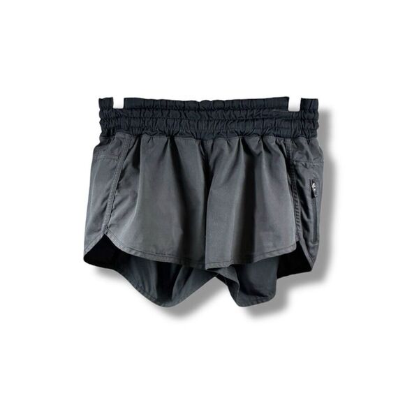 lululemon athletica Pants - Lululemon Track That High Rise Shorts in Black Size 6
